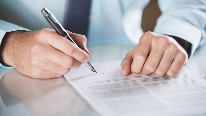 白领写字PPT背景图片